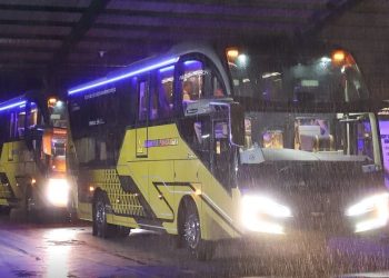 2 Bus Baru PO Berlian Blambangan Meluncur dari Karoseri New Armada