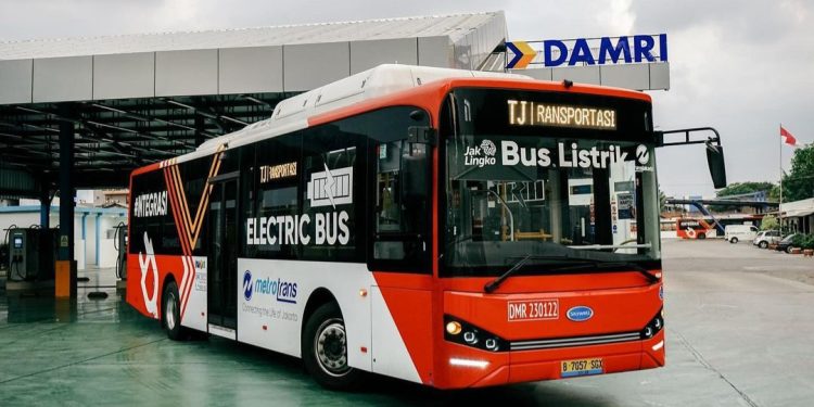 PO Rosalia Indah Buka Rute Baru Pati-Palembang Pakai Armada Eksekutif Plus