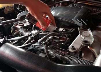 Oli Mesin Masih Kotor Meski Sudah Ganti? Wealthy Engine Flush Solusinya