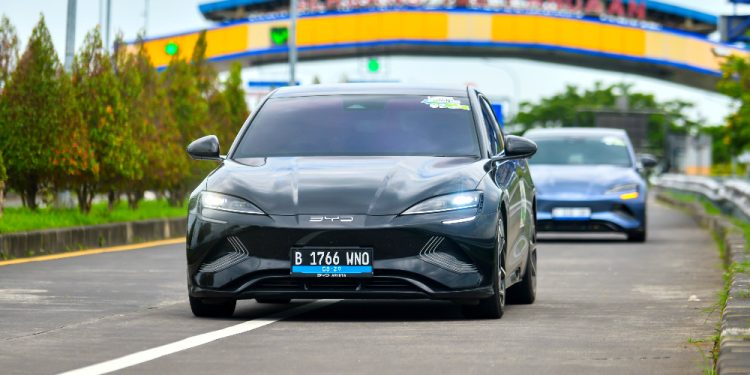Komunitas Pengguna Mobil Listrik BYD Tuntaskan Road Trip Jakarta-Malang, Intip Keseruannya