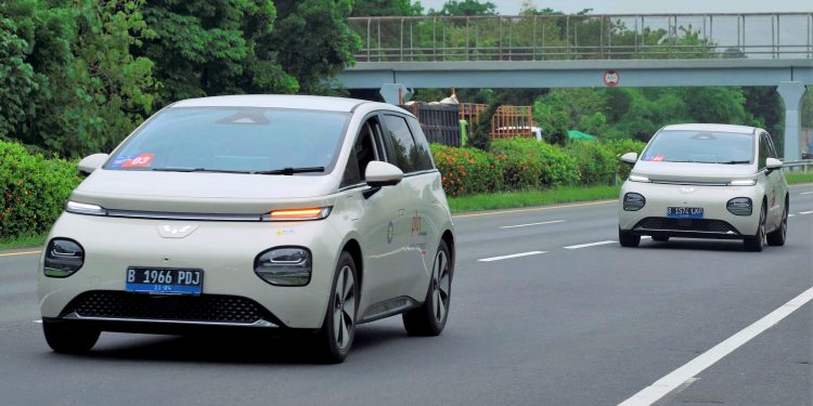 Cukup 5 Kali Isi Daya, Wuling Cloud EV Berhasil Tuntaskan Perjalanan Jakarta-Bali