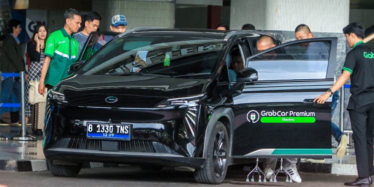 AION Y Plus Jadi Armada Baru Grab Car Premium, Kini Sudah Beroperasi