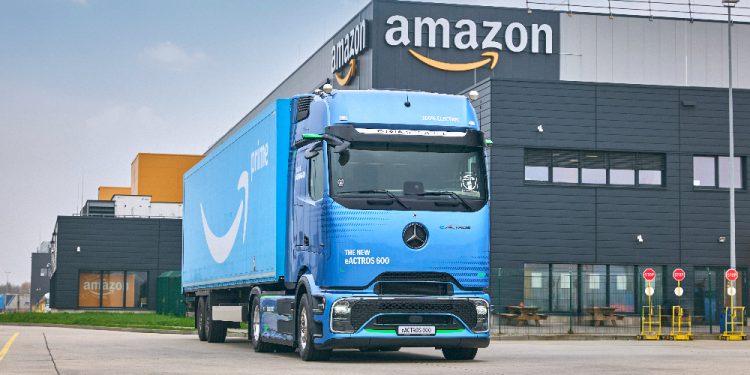 Amazon Pesan Lebih Dari 200 Unit Mercedes-Benz eActros 600, Pesanan Truk Listrik Terbesar Daimler