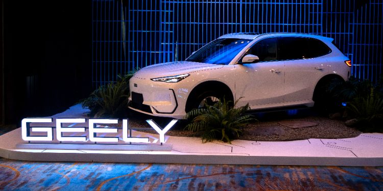 Kembali Ke Indonesia, Geely Kenalkan Mobil Listrik EX5, Ini Spesifikasinya