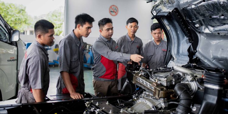 Simak!, Ini Tips Jaga Mobilitas Kendaraan Niaga Tetap Aman Jelang Lebaran ala Isuzu