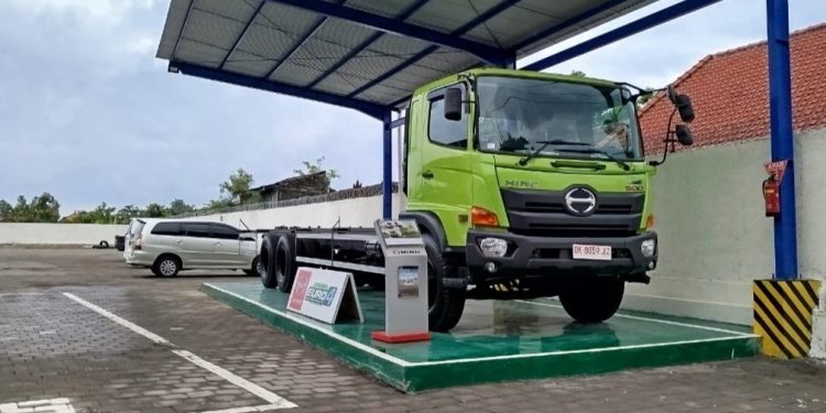Perluas Jaringan, Hino Buka Outlet Baru Di Singaraja, Bali