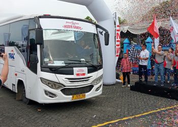 Isuzu Lepas Keberangkatan 400 Orang Pemudik Gratis Ke 30 Kota Tujuan