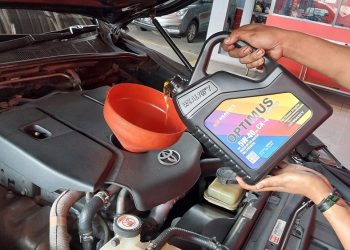 Asap Hitam Berlebih dari Knalpot Kendaraan Diesel Tanda Mesin Ada Masalah?