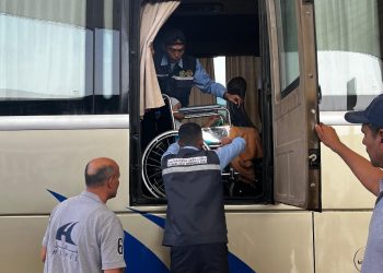 Bus Haji di Bandara Jeddah Punya Lift Khusus Untuk Pengguna Kursi Roda