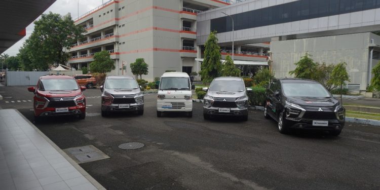 Digunakan Untuk Praktik, Mitsubishi Motors Berikan 10 Kendaraan ke Sekolah Kejuruan di Indonesia