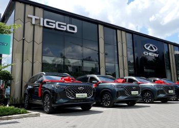 100 Unit Pertama Chery Tiggo 8 CSH Mulai Dikirim ke Pembeli