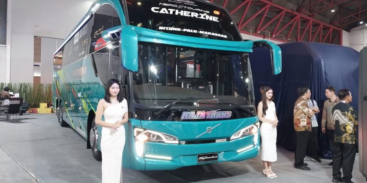 PO Raja Trans Tambah Armada Baru, Pakai Bodi Skylander R22 Aero 9 Touring