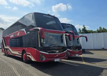 PO Agra Mas Tambah 2 Bus Double Decker Baru dari Karoseri Adiputro
