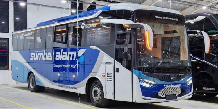 PO Sumber Alam Tambah Bus AKAP Baru Pakai Sasis Mercedes-Benz Mesin Depan