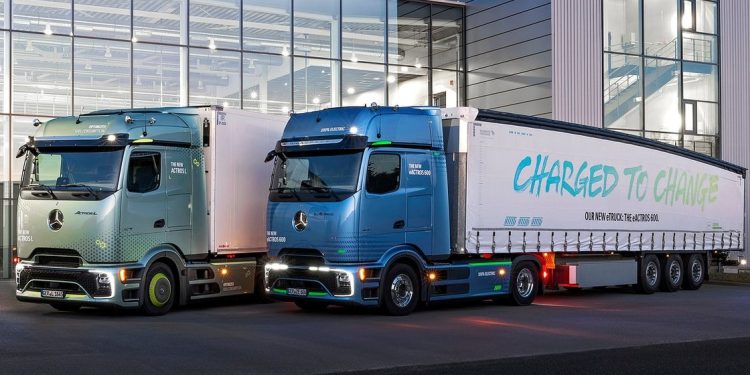 Coretura, Hasil Kolaborasi Daimler Truck dan Volvo Group Ciptakan Standar Baru Industri Kendaraan Komersial Berbasis Software