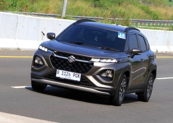 Intip Rahasia Efisiensi dan Performa di Balik Kap Mesin Suzuki Fronx