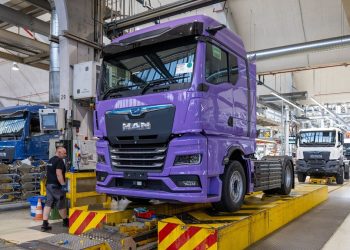 MAN Truck & Bus Resmi Produksi Massal Truk Listrik, 1 Unit Hanya Butuh 8 Jam