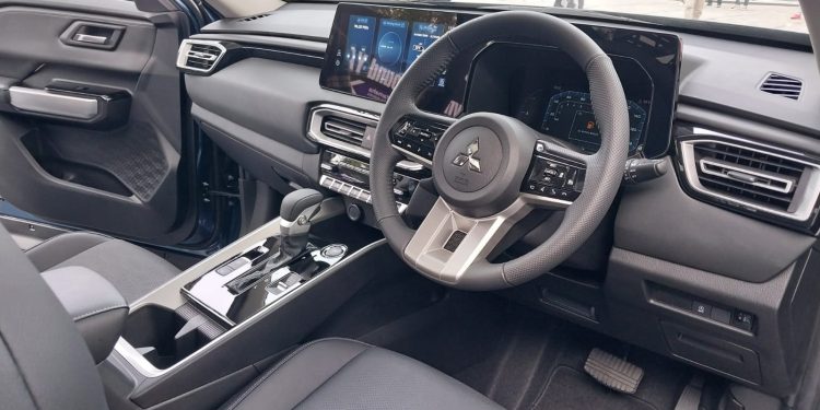 Mitsubishi Resmi Luncurkan Mobil Baru All New Destinator