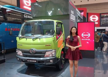 Hino Luncurkan Truk 300 Series 136 MDLR di GIIAS 2025, Sasis OEM Panjang 6 Meter