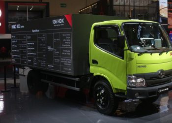 Revolusi Digital Hino di Industri Transportasi, Kelola Armada Cukup dari Genggaman!