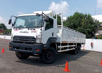 Memahami Blind Spot dan Teknik Pengereman Truk Lewat Isuzu Safety Driving