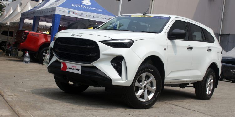 First Drive Dengan All New Isuzu Mu-X 4×4, Lebih Powerful Dan Praktis