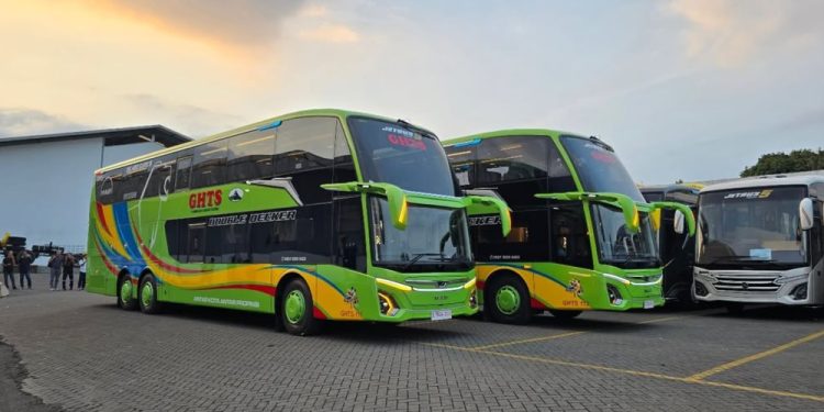 Dua Bus Double Decker Baru PO GHTS Meluncur, Perdana Pakai Sasis MAN