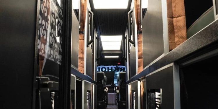 Bodi Multi Class Karoseri Tentrem Jawab Kebutuhan PO Bus yang Ingin Kabin Mewah dan Nyaman