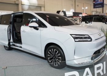 Tarik Perhatian Publik, Begini Keunggulan MPV Baru Wuling Cortez Darion Yang Siap Dijual