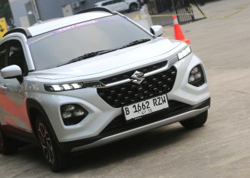 Kencan Singkat Suzuki Fronx GL AT di GIIAS 2025, Varian Termurah Tapi Bukan Murahan!