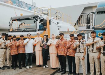 DCVI Perkuat Pendidikan Vokasi Indonesia, Sumbangkan Mesin Bus Mercedes-Benz OF 917 ke SMK