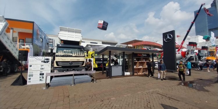 Empat Truk Mercedes-Benz untuk Kebutuhan Konstruksi, Lebih Bertenaga dan Efisien