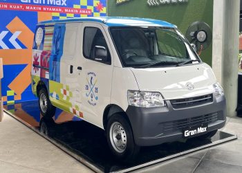 Pertama Dikelasnya, Daihatsu Rilis Gran Max Blind Van AT, Bikin Bisnis Makin Lancar!