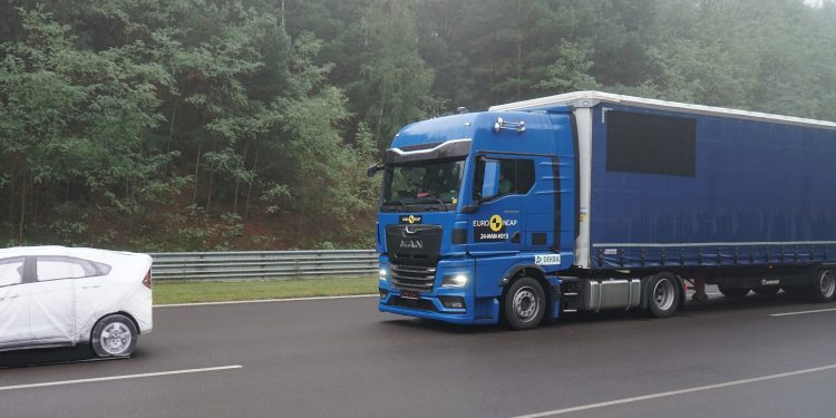 Cuma 3 Bintang! Tingkat Keamanan Truk MAN TGX Lemah, Euro NCAP Ungkap Kelemahan Kritisnya