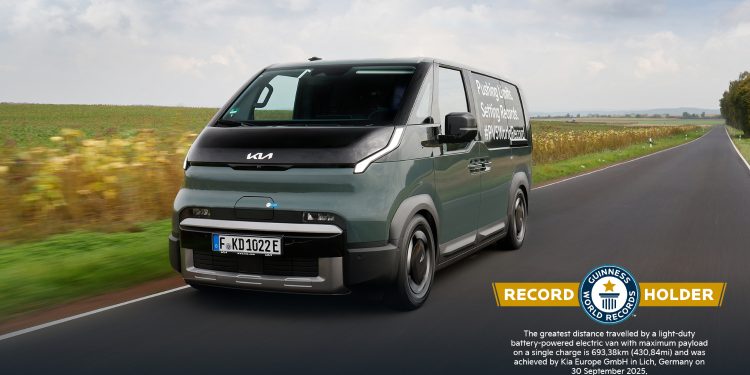 Sabet Guinness World Records, Kia PV5 Cargo Tempuh Jarak 693 Km Bermuatan Penuh Hanya Sekali Cas!