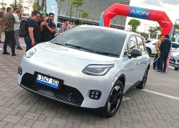 Tepati Janji! GAC Indonesia Resmi Kirimkan Batch Perdana Aion UT Rakitan Lokal ke Konsumen