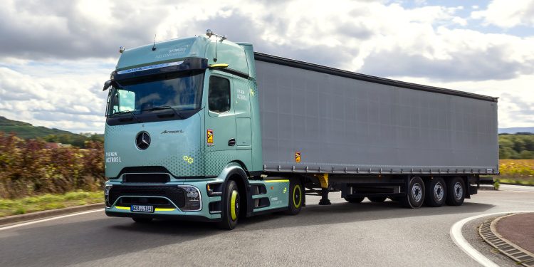 Intip Mewahnya Truk Mercedes-Benz Actros L ProCabin Generasi Baru