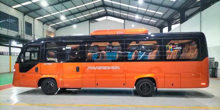 Armada Baru PO Kerub Pariwisata Pakai Hino GB 150 L