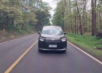 Test Drive Wuling Darion PHEV, Irit dan Nyaman