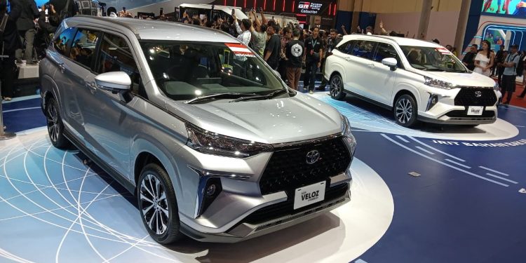 Toyota Veloz Hybrid EV Meluncur Global di Indonesia, Dibanderol di Bawah 300 Juta!