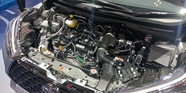 Toyota Veloz Hybrid EV Meluncur Global di Indonesia, Dibanderol di Bawah 300 Juta!