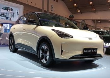 Geely EX2 Bersolek di GJAW 2025, Resmi Buka Pre-Book dan Siap Dirakit Lokal!