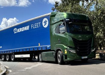 Iveco S-Way CNG Tembus 1.000 Km dalam Sekali Isi, Pecahkan Rekor Jarak Tempuh Baru