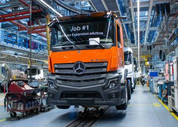 Produksi Mercedes-Benz eActros 400 Generasi Kedua Dimulai, Siap Kunci Dominasi Pasar Truk Listrik Eropa