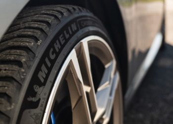 Michelin Ungkap Kunci Keamanan Ban untuk Mobil Listrik dan Konvensional saat Liburan