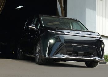 Guncang Transportasi Premium, Maxus Mifa 9 Jadi Armada ‘First-Class Ride’ GrabExecutive