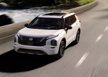 Kerja Sama Global, Mitsubishi Produksi Nissan Rogue PHEV dan Navara