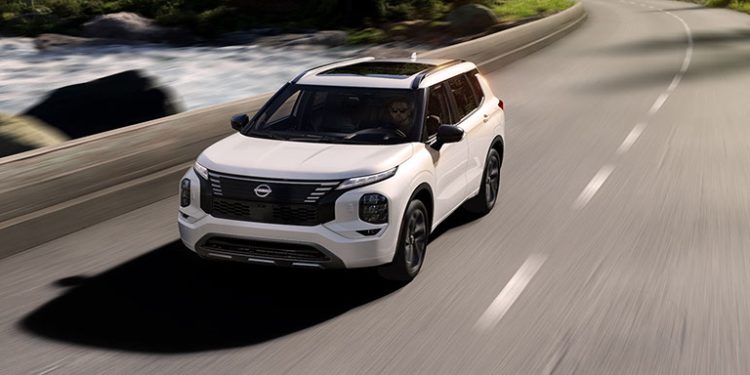 Kerja Sama Global, Mitsubishi Produksi Nissan Rogue PHEV dan Navara