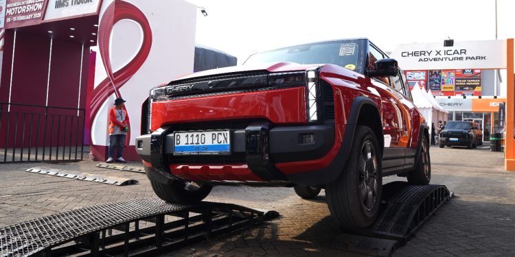 Magnet IIMS 2026, Ribuan Pengunjung Antre Jajal Ketangguhan Chery J6T di Lintasan Ekstrim