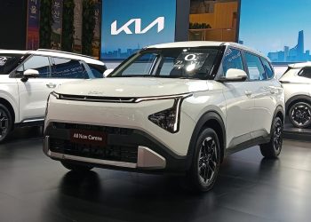 Bikin Rival Ketar-ketir! All New Kia Carens Punya Konsumsi BBM Tembus 20 Kpl?